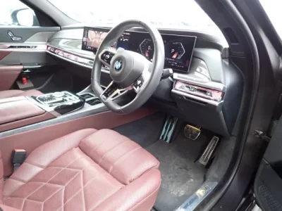 BMW 7-Series  с аукциона в Японии