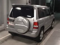 Mitsubishi PAJERO IO лот № 8008 оценка 3  с аукциона в Японии 4