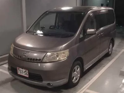 Nissan SERENA  с аукциона в Японии