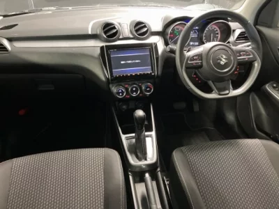 Suzuki SWIFT  с аукциона в Японии