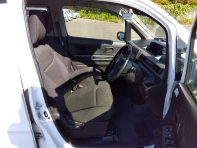 Suzuki WAGON R  с аукциона в Японии