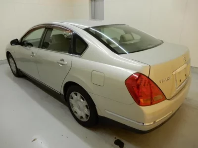 Nissan TEANA  с аукциона в Японии