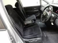 Honda ODYSSEY лот № 28083 оценка 3  с аукциона в Японии 5