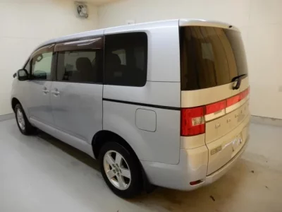 Mitsubishi DELICA D5  с аукциона в Японии