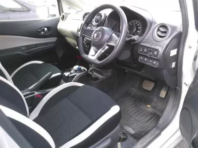 Nissan NOTE  с аукциона в Японии