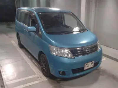 Nissan SERENA  с аукциона в Японии