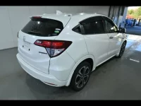 Honda VEZEL лот № 20010 оценка 3  с аукциона в Японии 2