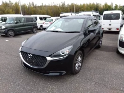 Mazda MAZDA2  с аукциона в Японии