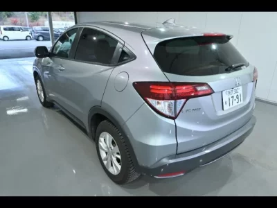 Honda VEZEL  с аукциона в Японии