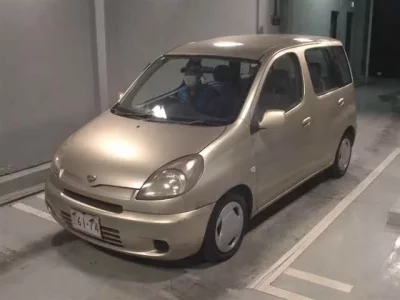 Toyota FUNCARGO  с аукциона в Японии