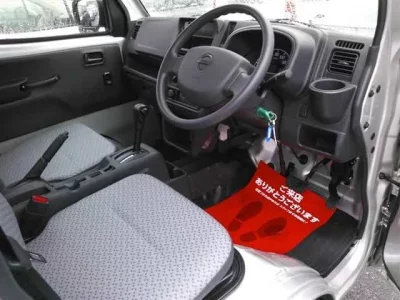 Nissan CLIPPER TRUCK