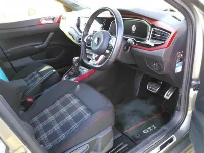 Volkswagen POLO  с аукциона в Японии