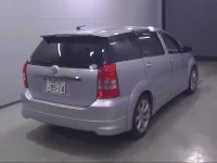 Toyota WISH лот № 10217 оценка 3.5  с аукциона в Японии 2