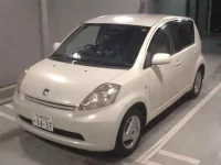 Toyota PASSO лот № 8186 оценка 3  с аукциона в Японии 3