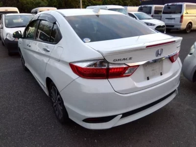 Honda GRACE