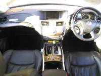 Nissan FUGA лот № 8206 оценка 3.5  с аукциона в Японии 7