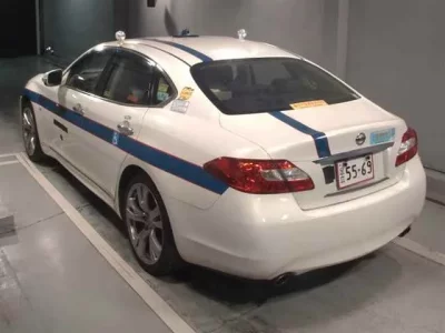 Nissan FUGA  с аукциона в Японии