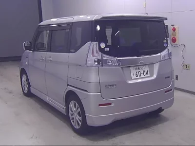 Mitsubishi DELICA D2