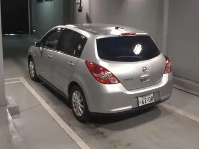 Nissan TIIDA