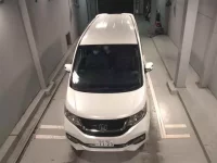 Honda STEP WAGON лот № 8301 оценка 3.5  с аукциона в Японии 5