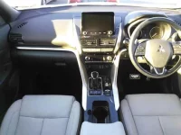 Mitsubishi ECLIPSE CROSS лот № 8331 оценка 3.5  с аукциона в Японии 7