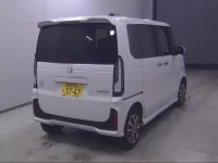 Honda N BOX лот № 10312 оценка 4.5  с аукциона в Японии 2