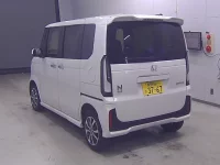 Honda N BOX лот № 10312 оценка 4.5  с аукциона в Японии 3