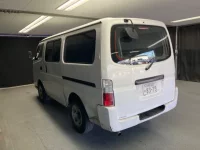 Nissan CARAVAN VAN лот № 5014 оценка R  с аукциона в Японии 1
