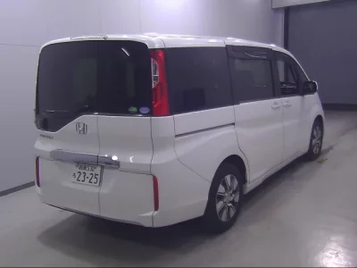 Honda STEP WAGON  с аукциона в Японии