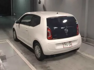 Volkswagen UP  с аукциона в Японии