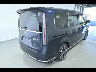 Honda STEP WAGON  с аукциона в Японии
