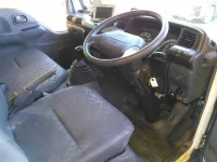 Isuzu ELF лот № 4526 оценка 4  с аукциона в Японии 2