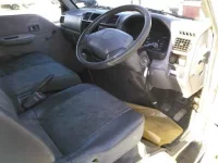 Mazda BONGO VAN лот № 4021 оценка 3.5  с аукциона в Японии 2