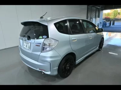 Honda FIT  с аукциона в Японии