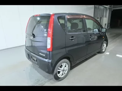 Daihatsu MOVE  с аукциона в Японии