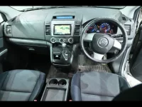 Mazda MPV лот № 29066 оценка 3  с аукциона в Японии 4