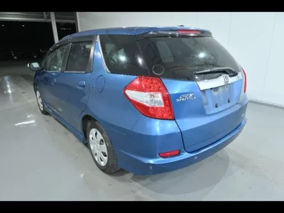 Honda FIT SHUTTLE  с аукциона в Японии