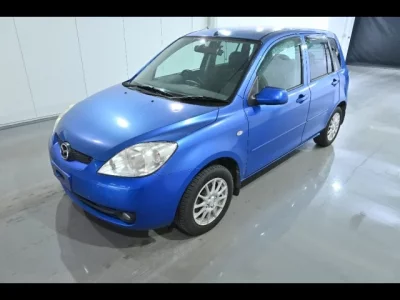 Mazda DEMIO  с аукциона в Японии