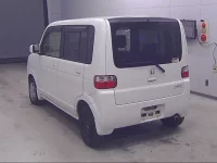 Honda THATS лот № 19009 оценка 3  с аукциона в Японии 3