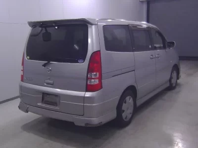 Nissan SERENA  с аукциона в Японии