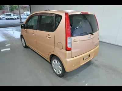 Daihatsu MOVE  с аукциона в Японии