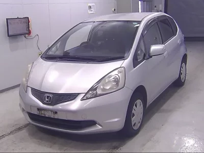 Honda FIT  с аукциона в Японии