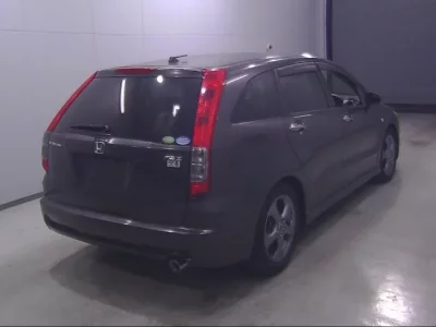 Honda STREAM  с аукциона в Японии