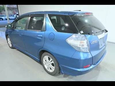Honda FIT SHUTTLE  с аукциона в Японии