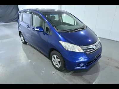 Honda FREED  с аукциона в Японии