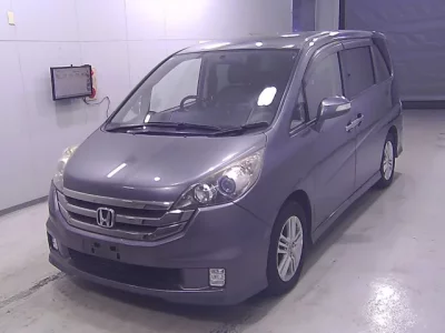 Honda STEP WAGON  с аукциона в Японии