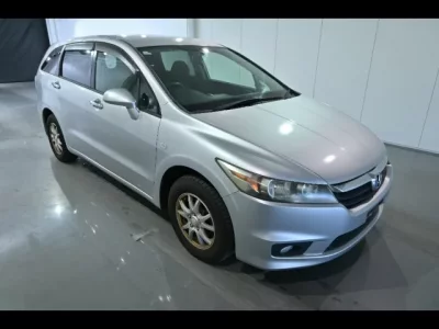 Honda STREAM  с аукциона в Японии