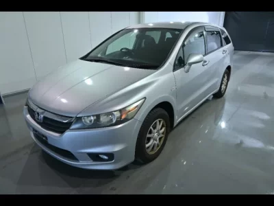Honda STREAM  с аукциона в Японии