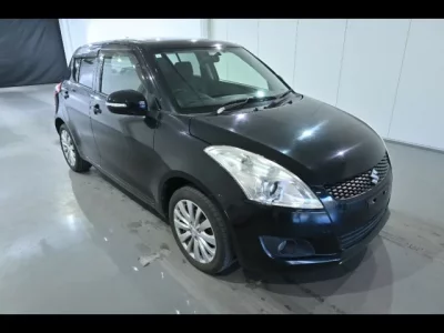Suzuki SWIFT  с аукциона в Японии