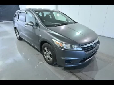Honda STREAM  с аукциона в Японии